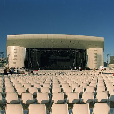 Configuration ouverte sur le stade